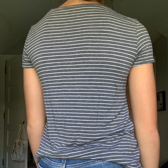 American Eagle Tshirt - Picture 2 of 6